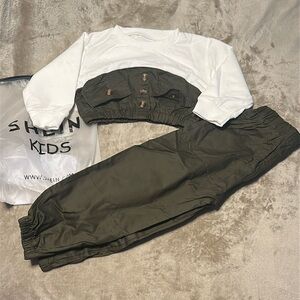 SHEIN Kids Olive Green and White Bottoms Set 2-3y